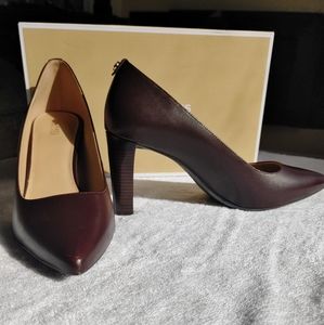 Women MK Michael Kors Abbi Flex Pump Leather
